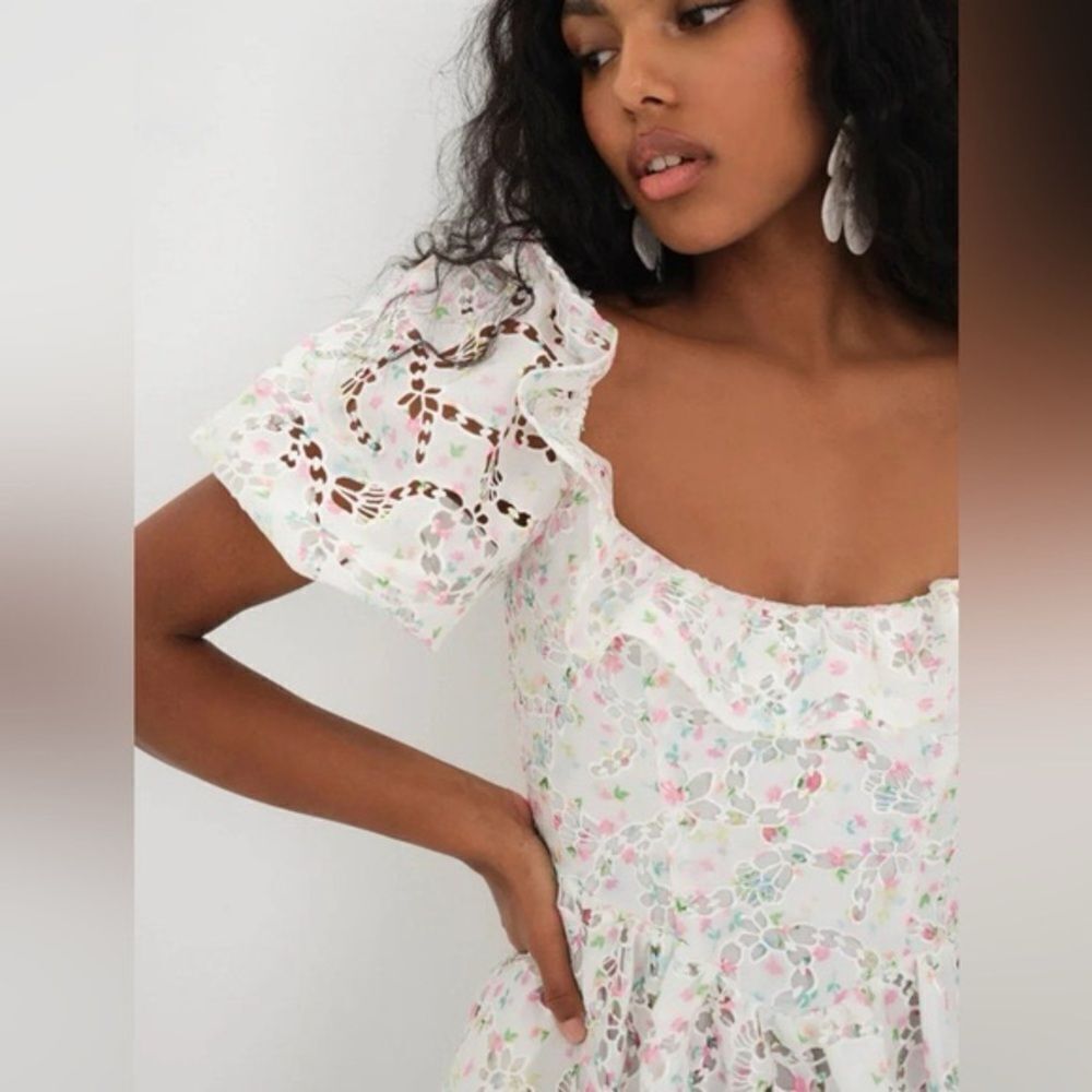For Love & Lemons Magnolia Mini Dress Size Medium NWT - Picture 2 of 10